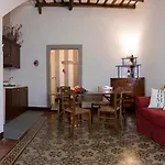 Ai Lumi Bed & Breakfast 4*