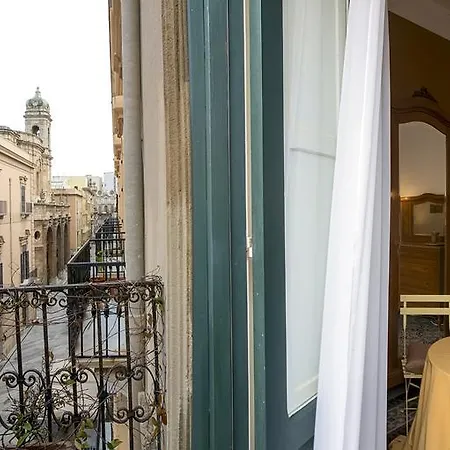 Ai Lumi Bed and Breakfast Τραπάνι